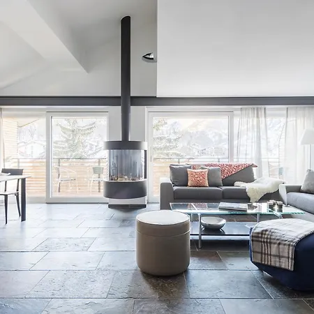 Ari Village Loft At Ascot Apartment